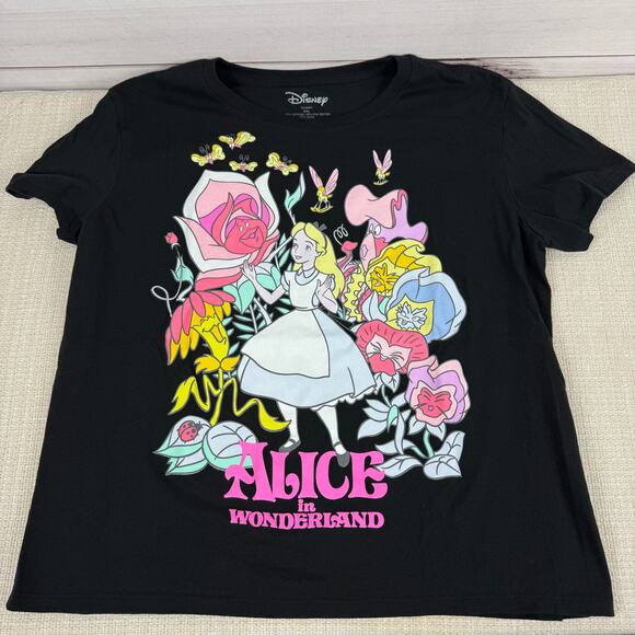 Disney Alice in Wonderland Juniors XXL Graphic Tee‎ - Picture 1 of 6